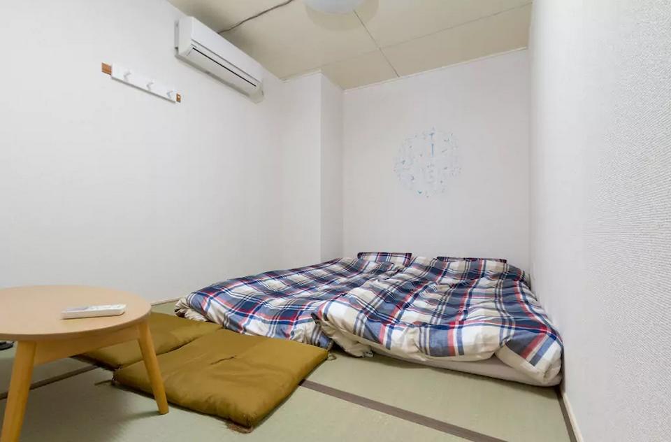 Osaka Iceblue Hostel Bagian luar foto